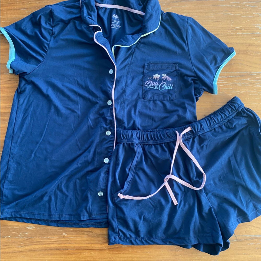 C&C California pajama set size large